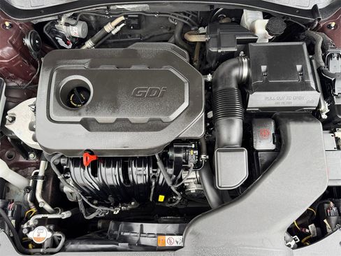 Used 2017 Kia Optima EX image 9