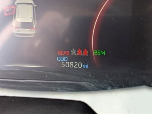 Used 2024 Toyota RAV4 XLE image 13