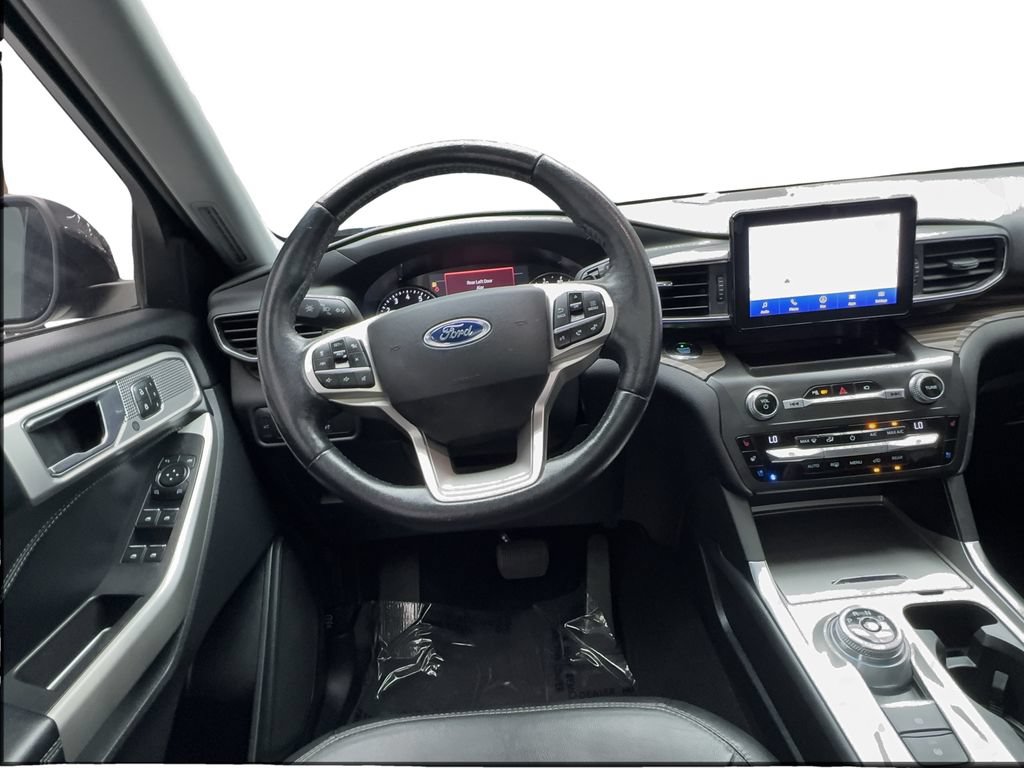 Used 2020 Ford Explorer Limited RWD image 40