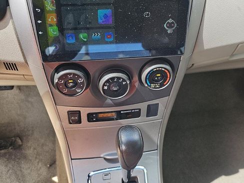 Used 2011 Toyota Corolla LE FWD image 10