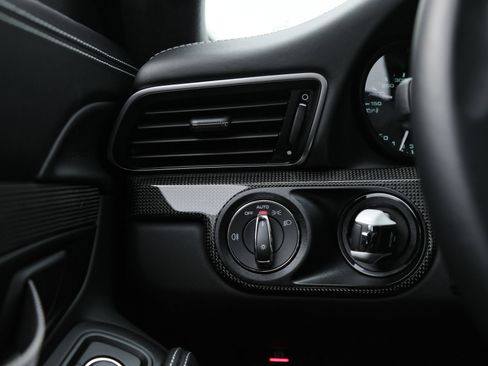 Used 2016 Porsche 911 R image 33