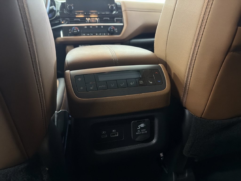 Certified 2025 Nissan Pathfinder Platinum w/ Cargo Package FWD image 21
