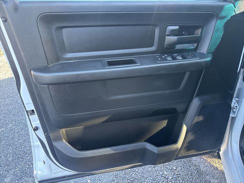 Used 2020 RAM 2500 Tradesman RWD image 23