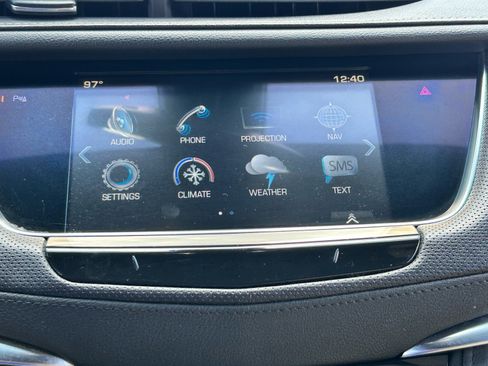 Used 2017 Cadillac XT5 Luxury w/ Driver Awareness Package FWD image 17