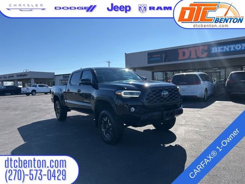 Used 2020 Toyota Tacoma TRD Off-Road w/ TRD Premium Off Road Package image 1