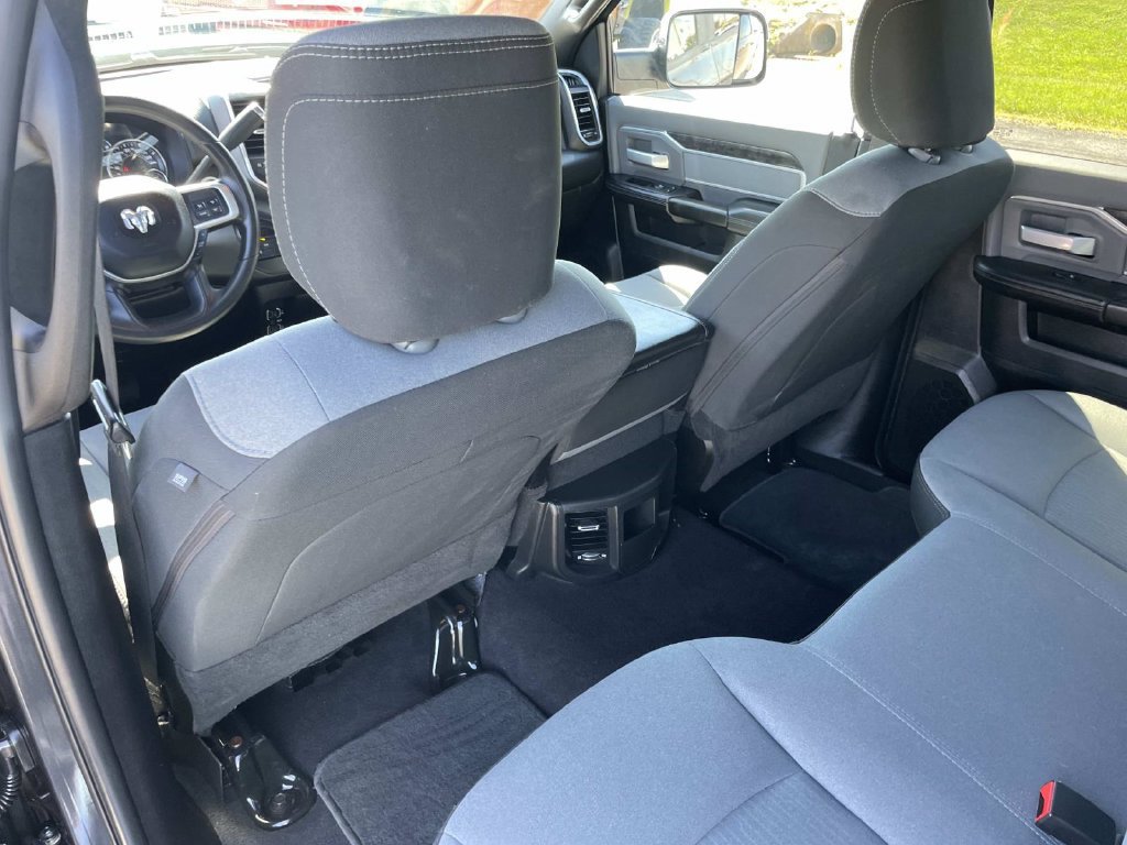 Used 2022 RAM 2500 Big Horn AWD/4WD image 13