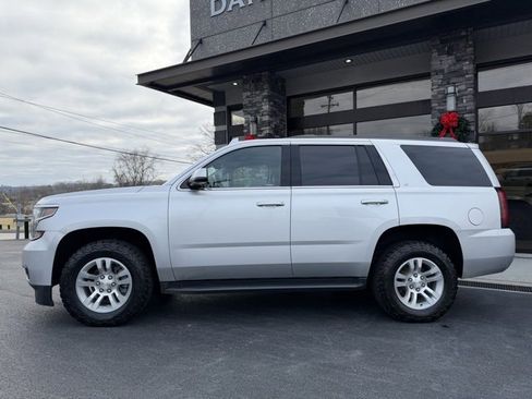 Used 2018 Chevrolet Tahoe LT image 12