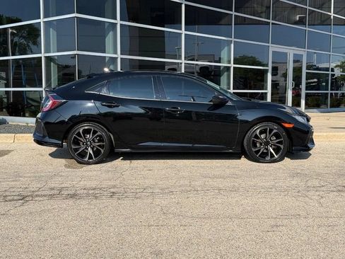 Used 2019 Honda Civic Sport image 2