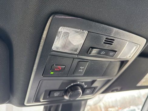 Used 2023 Toyota Tacoma TRD Off-Road image 20