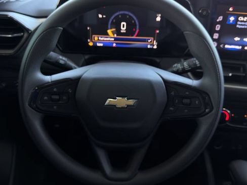 New 2026 Chevrolet TrailBlazer LS w/ LS Convenience Package FWD image 9