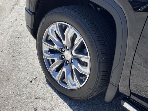 New 2026 GMC Sierra 1500 Denali w/ Denali Reserve Package image 11