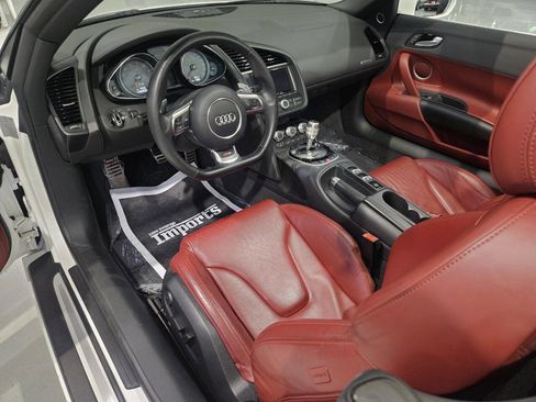 Used 2015 Audi R8 V8 image 46