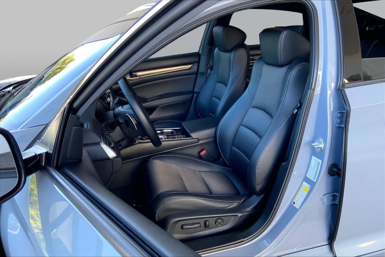 Used 2021 Honda Accord Sport image 8