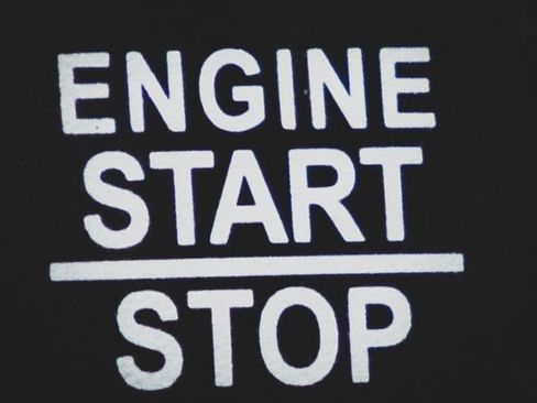 Used 2017 RAM 1500 Laramie w/ Convenience Group image 9