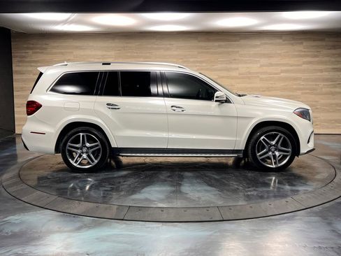 Used 2017 Mercedes-Benz GLS 550 4MATIC image 27