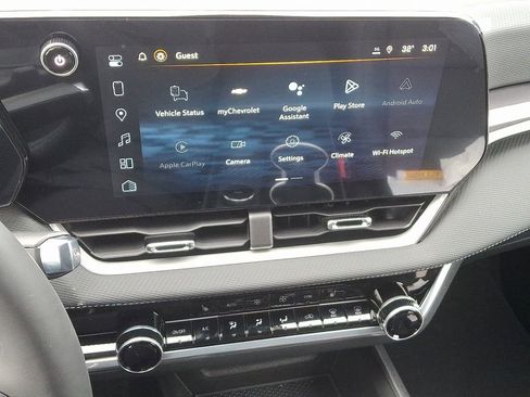 New 2026 Chevrolet Equinox LT w/ Convenience Package II image 8