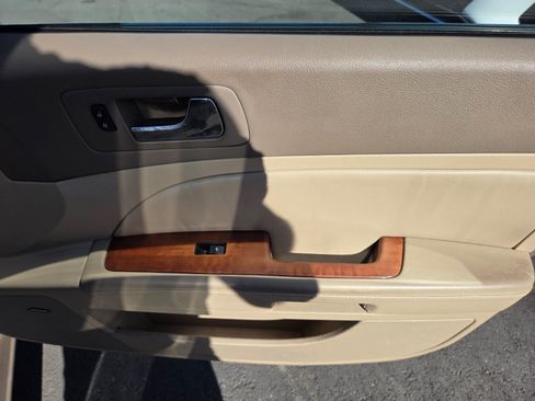 Used 2006 Cadillac STS w/ Preferred Equipment Group RWD image 14