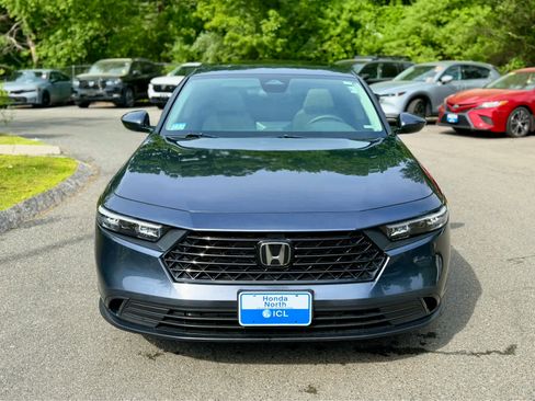 Used 2024 Honda Accord EX image 2