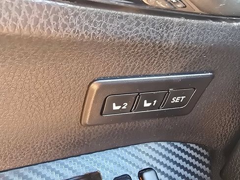 Used 2015 Toyota RAV4 Limited w/ Outdoor Package FWD image 23