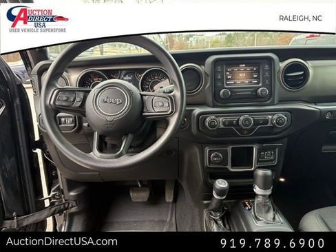 Used 2020 Jeep Wrangler Unlimited Sport image 21