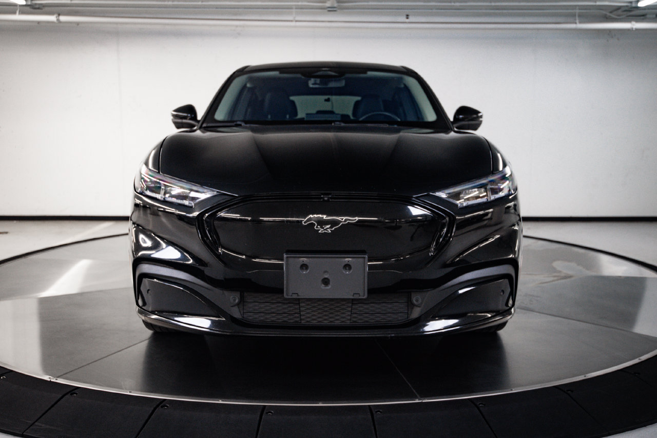 Used 2022 Ford Mustang Mach-E Premium RWD image 10