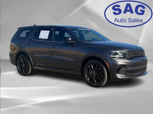 Used 2021 Dodge Durango SXT image 2
