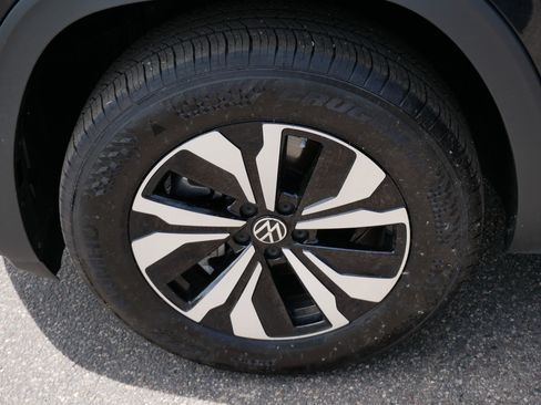 Certified 2026 Volkswagen Atlas SE AWD/4WD image 15