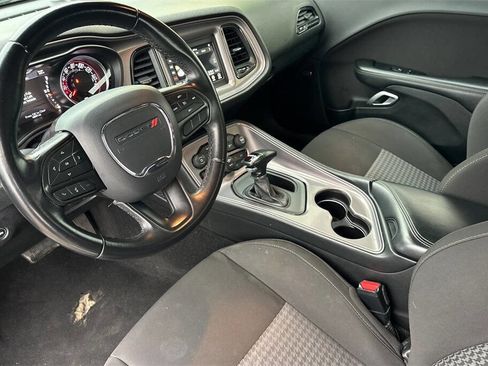 Used 2023 Dodge Challenger GT image 9