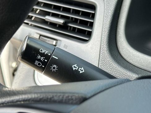 Used 2016 Honda CR-V LX image 37