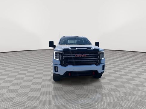 Used 2023 GMC Sierra 3500 AT4 w/ AT4 Preferred Package AWD/4WD image 2