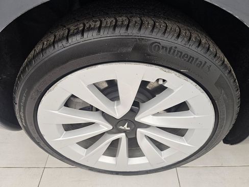 Used 2023 Tesla Model 3 Long Range AWD/4WD image 31