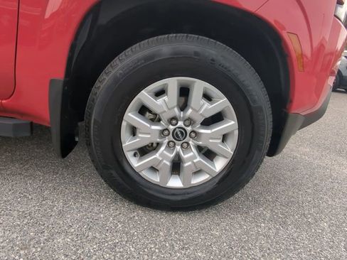 Used 2023 Nissan Frontier SV w/ SV Convenience Package image 12