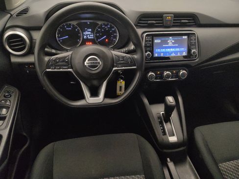 Used 2022 Nissan Versa S FWD image 22