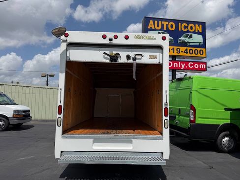 Used 2016 Ford Transit 350 178 DRW w/ Exterior Upgrade Package RWD image 11