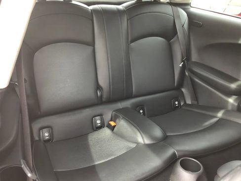 Used 2019 MINI Cooper 2-Door Hardtop image 13