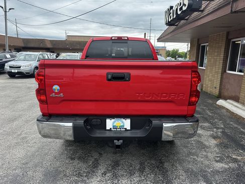 Used 2016 Toyota Tundra SR5 AWD/4WD image 9
