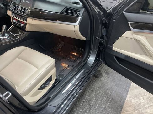 Used 2011 BMW 528i Sedan RWD image 37
