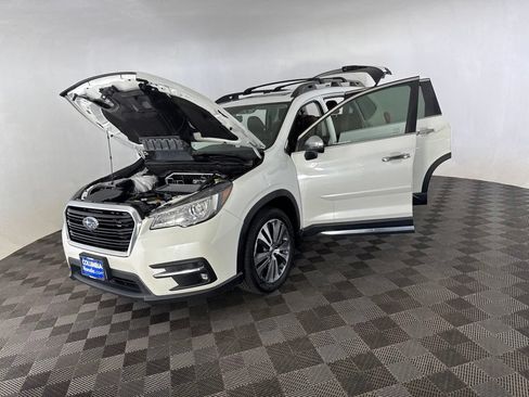 Used 2019 Subaru Ascent Touring AWD/4WD image 11