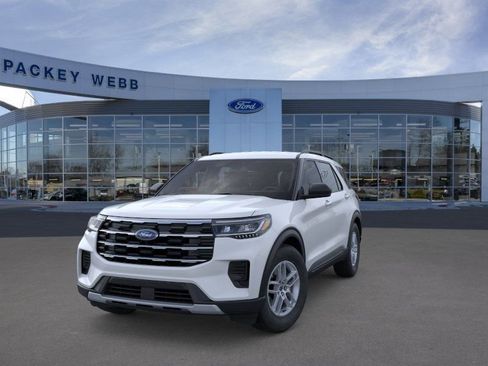 New 2026 Ford Explorer Active image 4