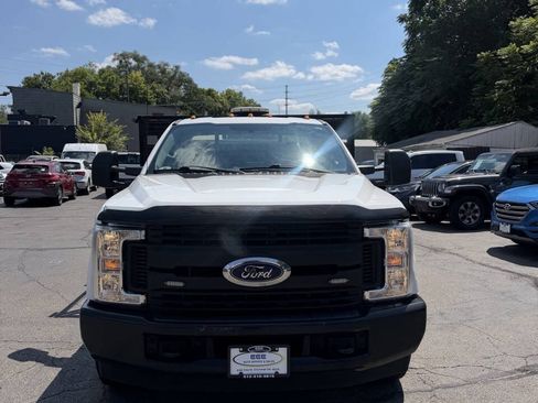 Used 2019 Ford F350 XL RWD image 3