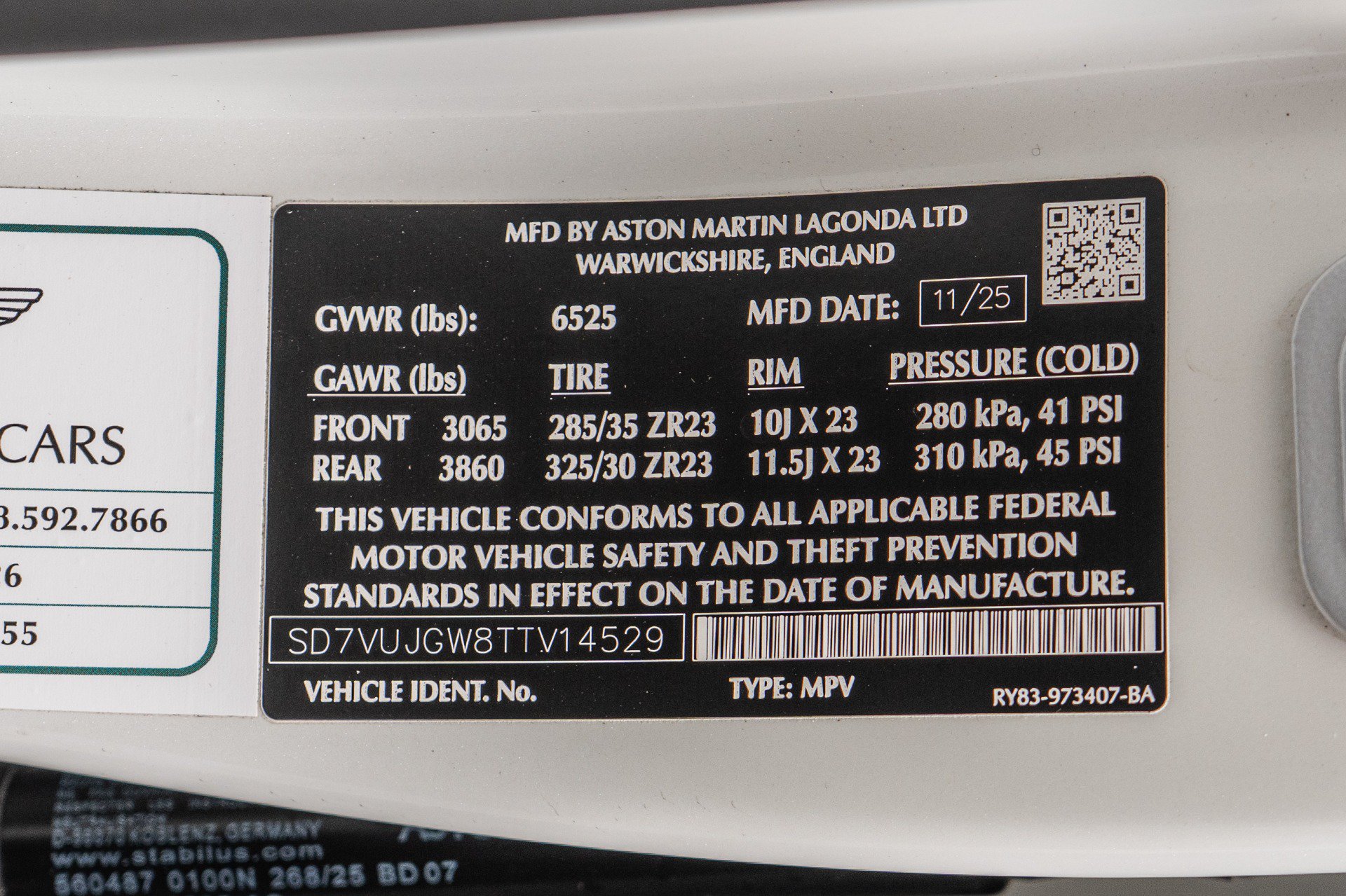 Used 2026 Aston Martin DBX S AWD/4WD image 20