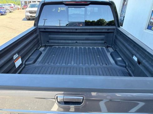 Used 2025 Honda Ridgeline TrailSport image 27
