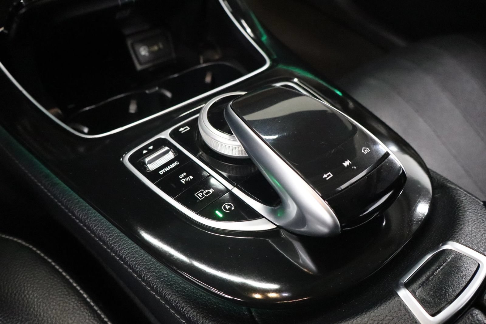 Used 2017 Mercedes-Benz E 300 4MATIC image 24