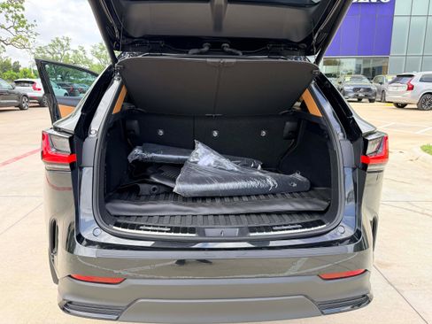 Used 2024 Lexus NX 350h AWD image 27