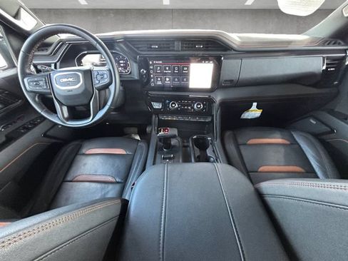 Used 2024 GMC Sierra 1500 AT4 w/ Technology Package AWD/4WD image 25