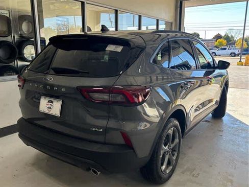 New 2025 Ford Escape ST-Line w/ Cold Weather Package image 6