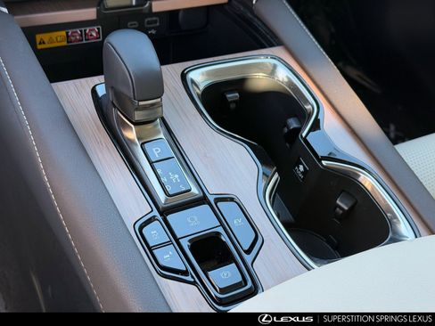 Used 2024 Lexus RX 350 w/ Convenience Package image 11