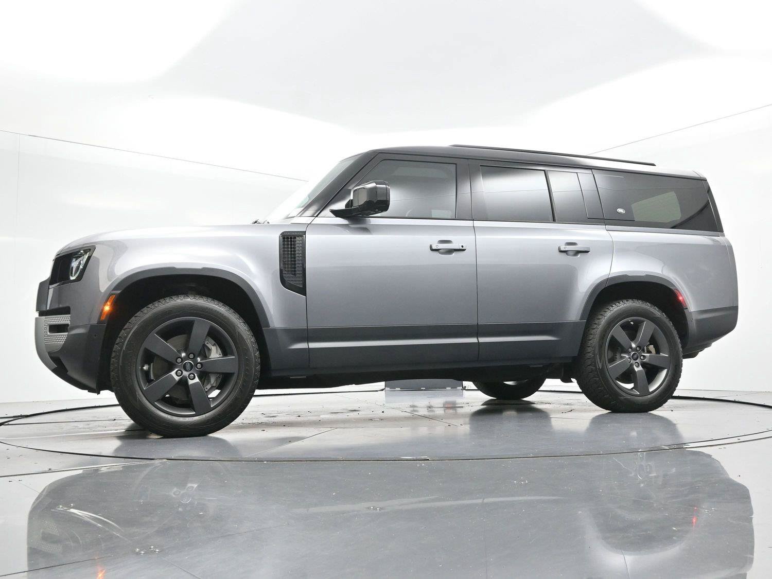 Used 2024 Land Rover Defender 130 S AWD/4WD image 56