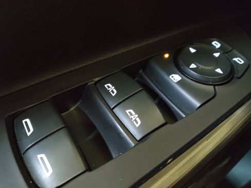 Used 2020 GMC Acadia SLT image 27