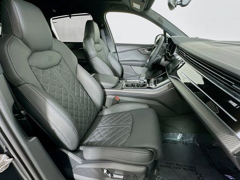 New 2026 Audi SQ7 Premium Plus image 8